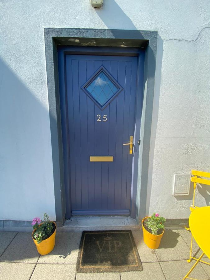 3 Bedroom House Located In Centre Of Carndonagh Exteriör bild